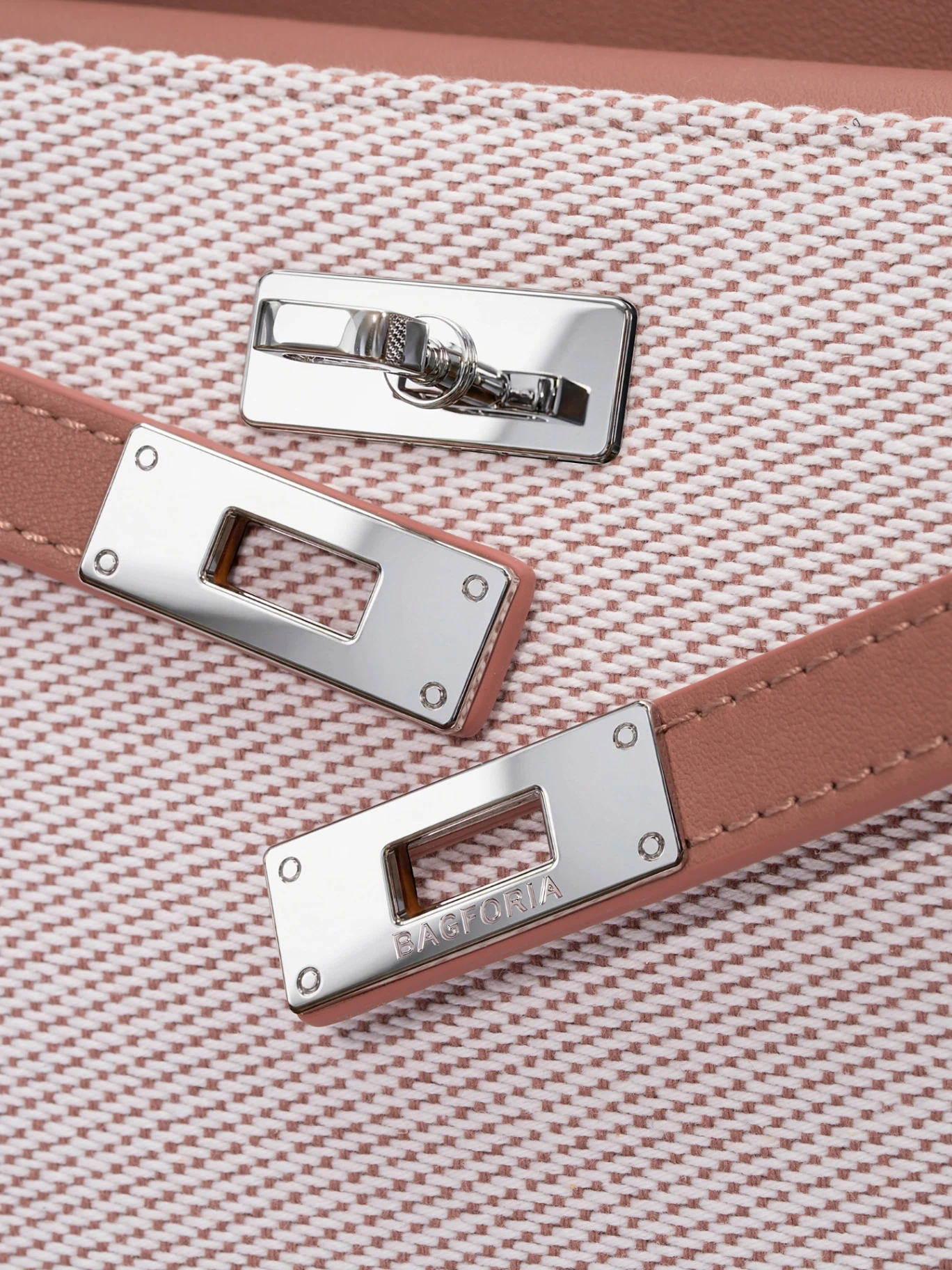 Canvas 02 — Hardware Macro