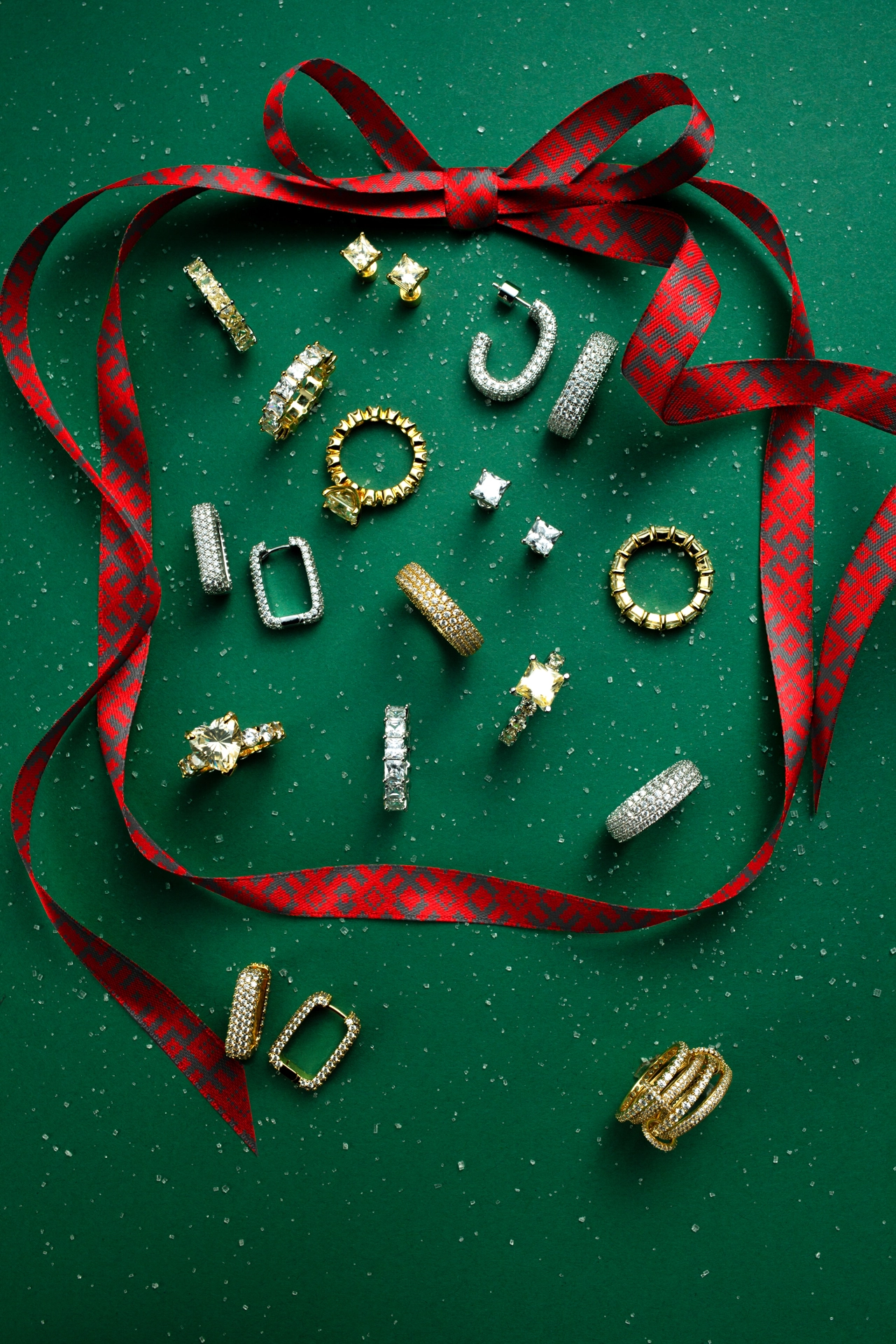Holiday Jewelry — Green