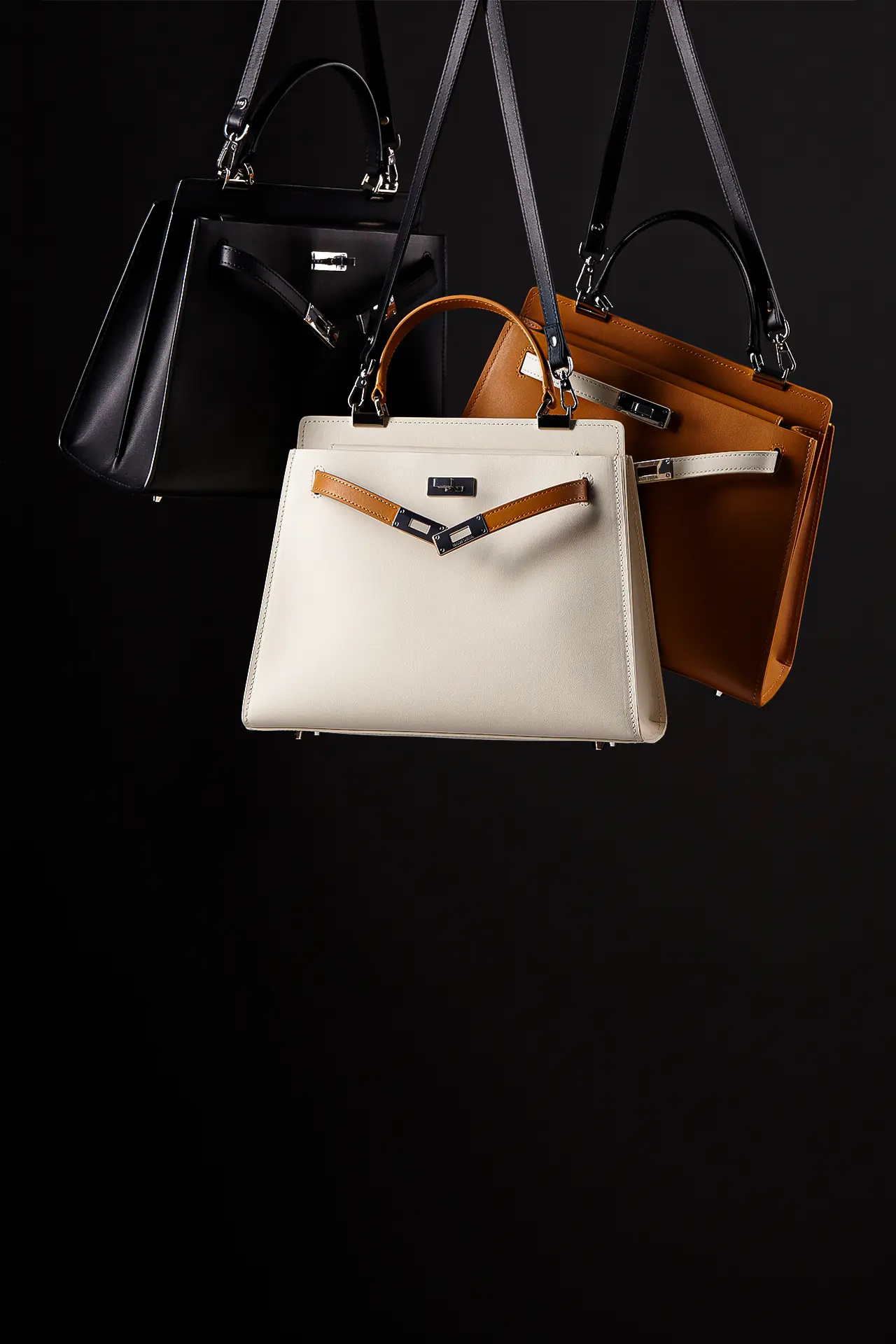 Trio — Black / Cream / Camel