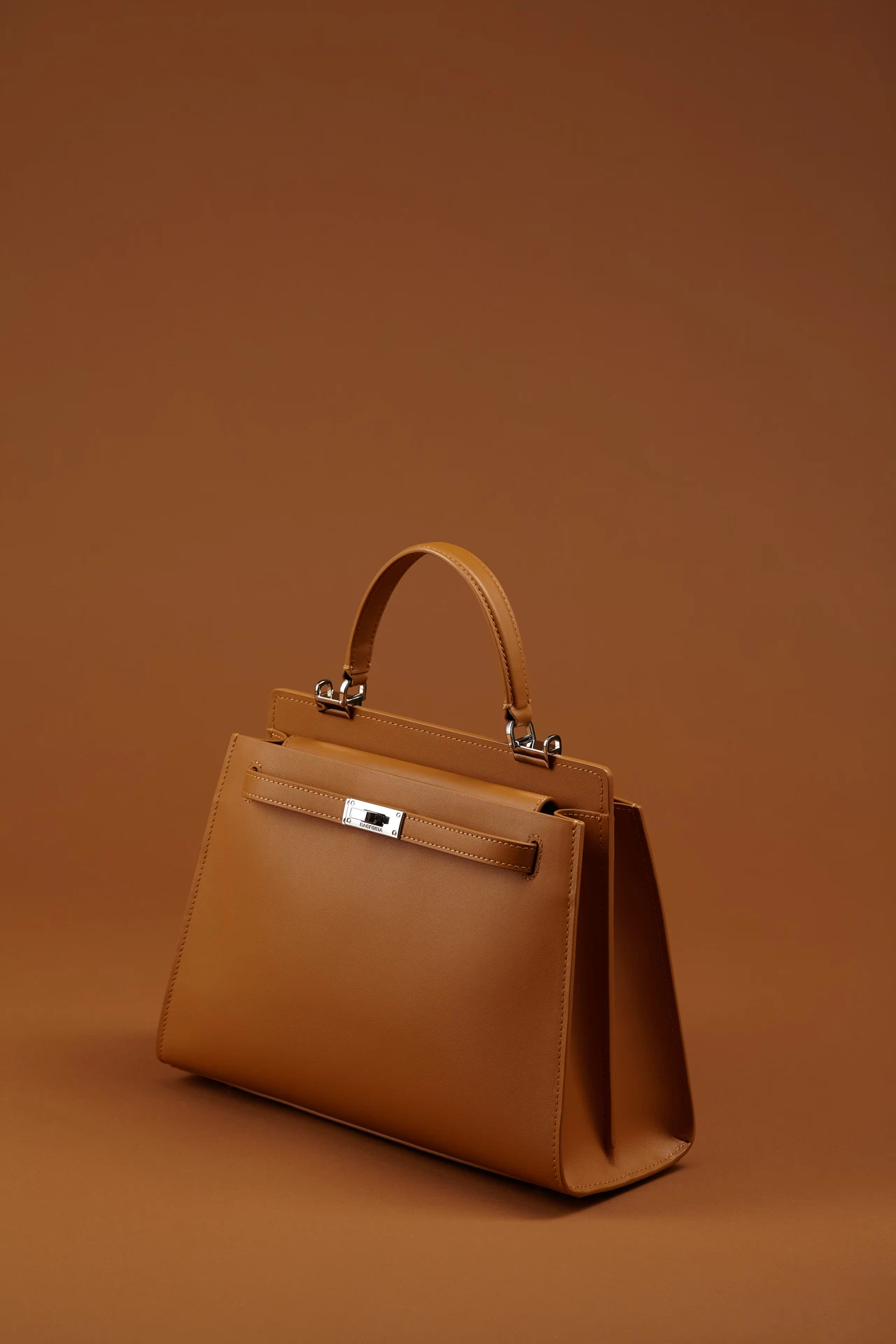 Bagforia — Back View
